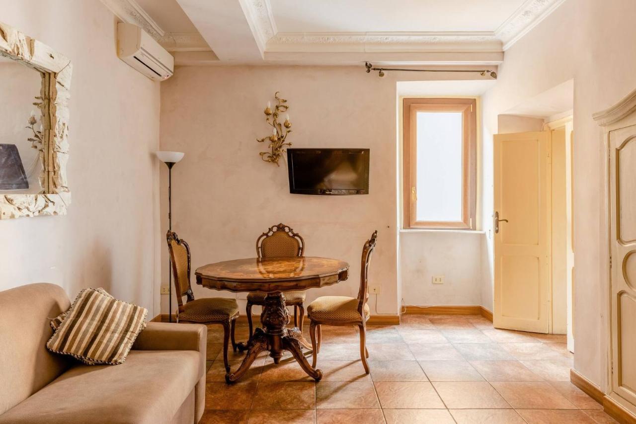 Rome Right In The Ancient Historical Center Two Bedrooms Two Bath, Up To 6 Pax Exterior photo