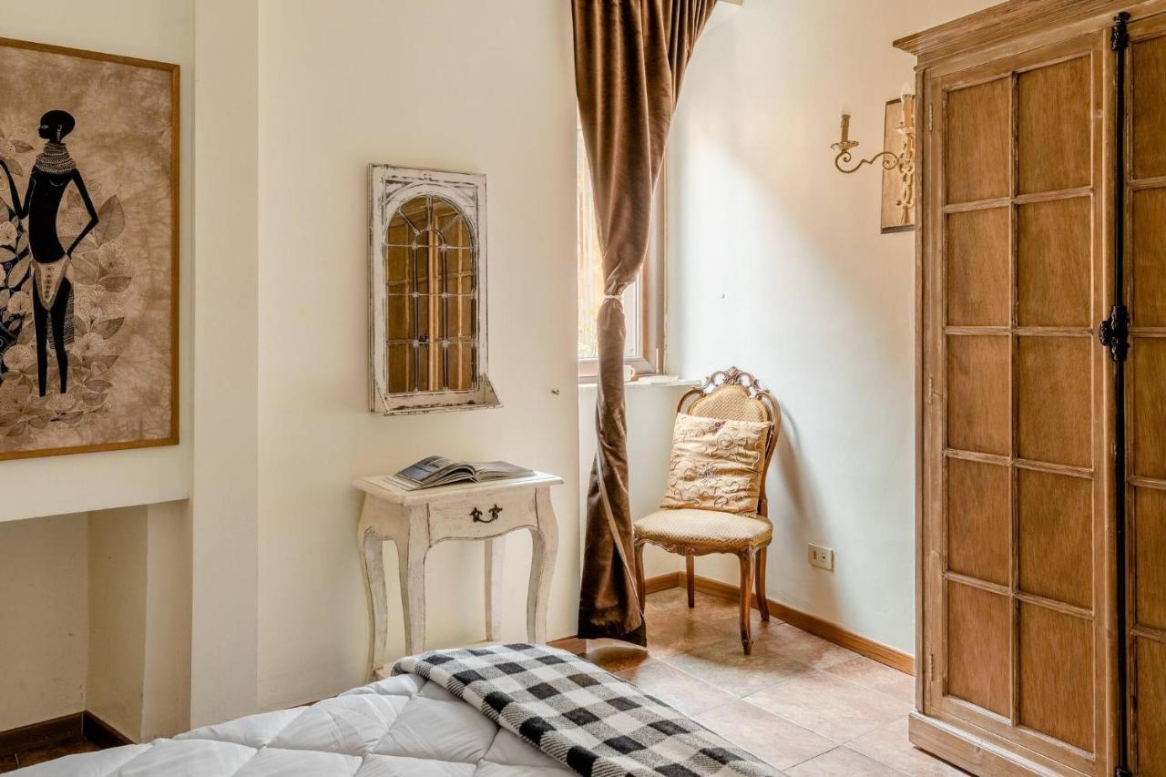 Rome Right In The Ancient Historical Center Two Bedrooms Two Bath, Up To 6 Pax Exterior photo